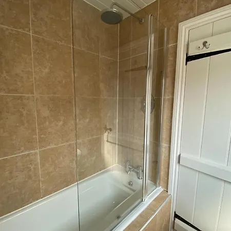 Outskirts Of Ulverston, Entire - Sleeps 4 別荘